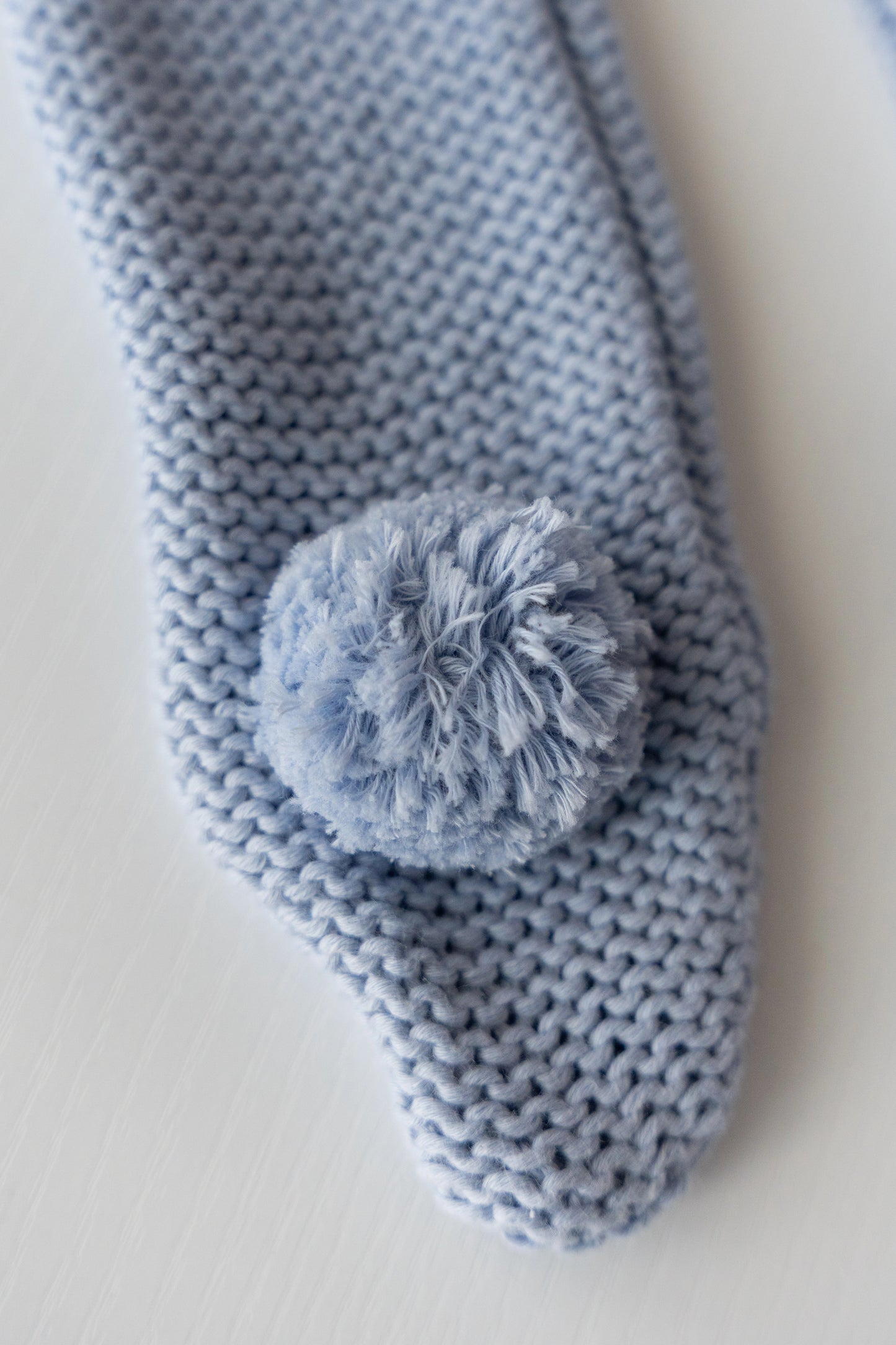 Peto Pompón Azul Empolvado